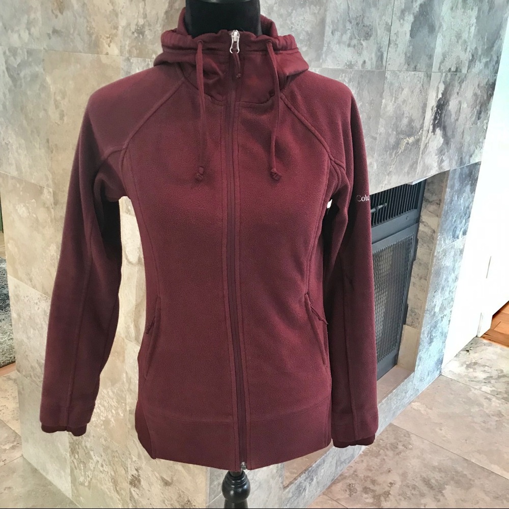 Columbia burgundy fleece size xs